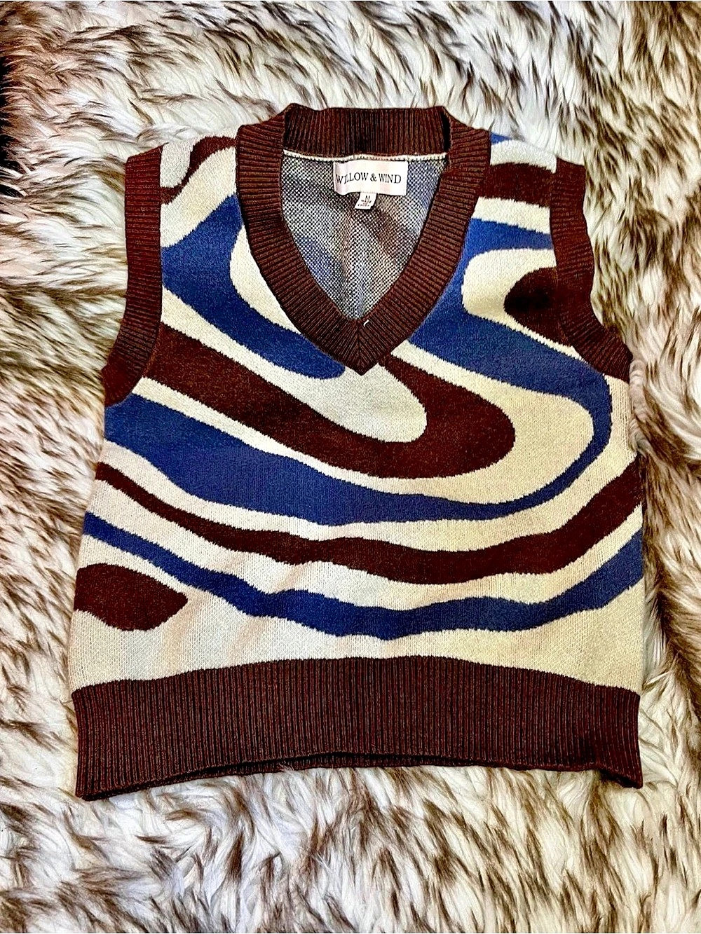 Willow and Wind V Neck blue + creme + brown Swirl Knit Vest Women's Size Medium